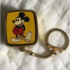 Rare Vintage 60’s Mickey Mouse Clover Sankyo Keychain Gold Tone Wind Music Box